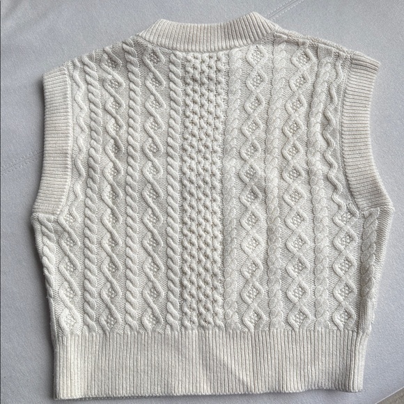 Sezane La Maille Cable Knit Cream Sweater Vest size XS - Picture 2 of 4